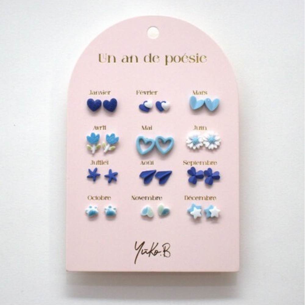 YUKO.B: Καρτέλα με 12 ζευγάρια σκουλαρίκια - A Year of Blue Poetry YUKO.B: Καρτέλα με 12 ζευγάρια σκουλαρίκια - A Year of Blue Poetry