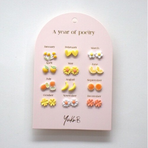 YUKO.B: Καρτέλα με 12 ζευγάρια σκουλαρίκια - A Year of Vivid Poetry